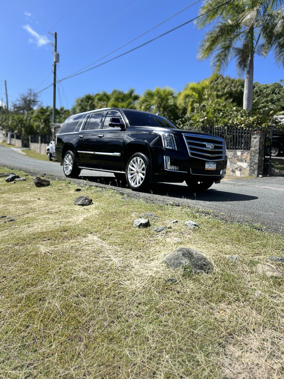 Kojak Limousine Cadillac Escalade ESV on a St. Thomas roadside